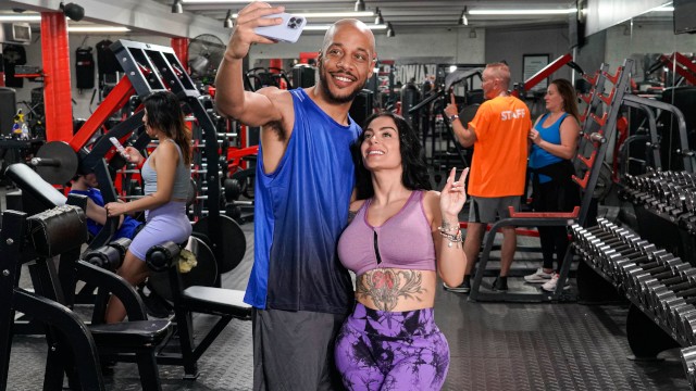Ne itin paslaptingas viešasis gimnastikos bangavimas